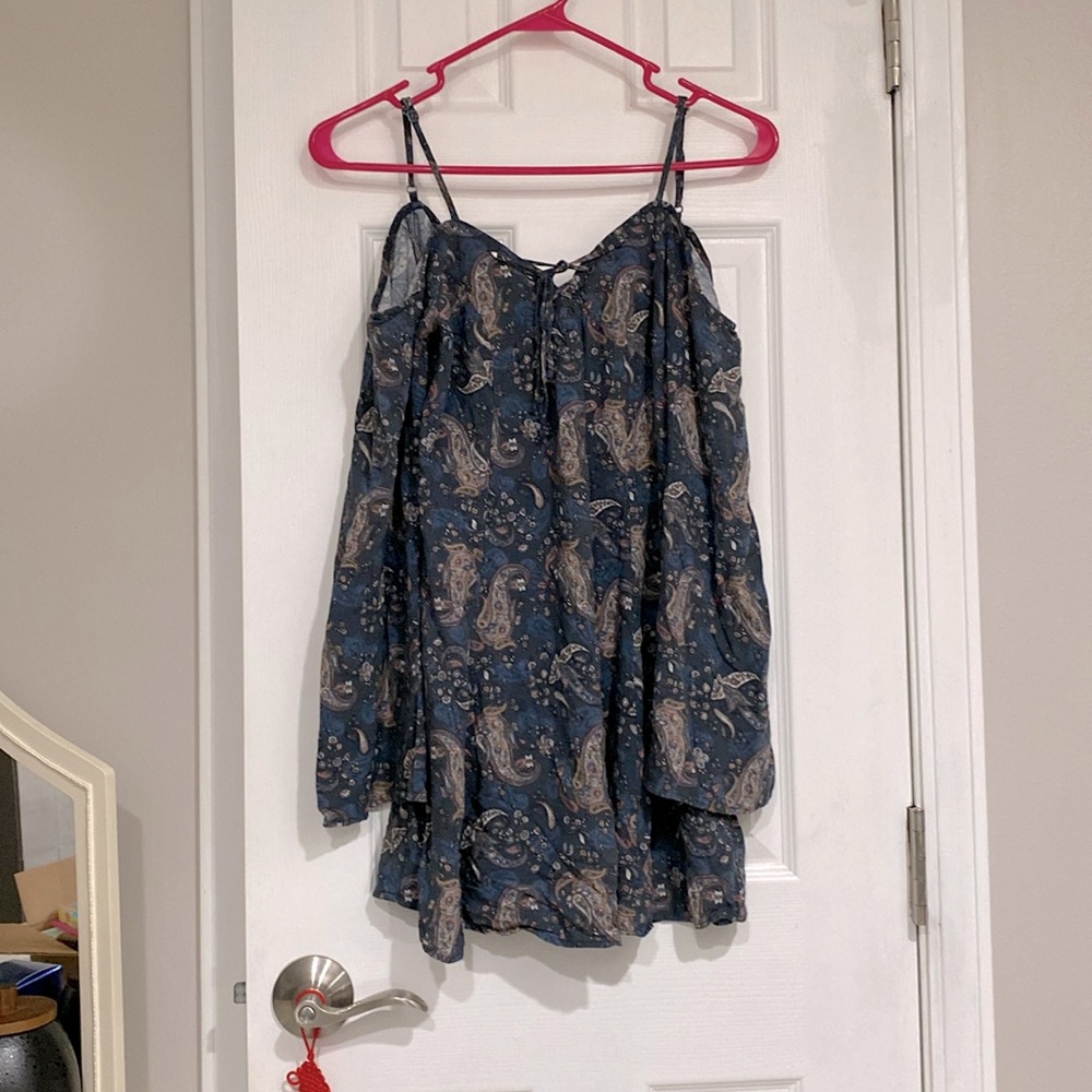 Off the shoulder paisley tunic